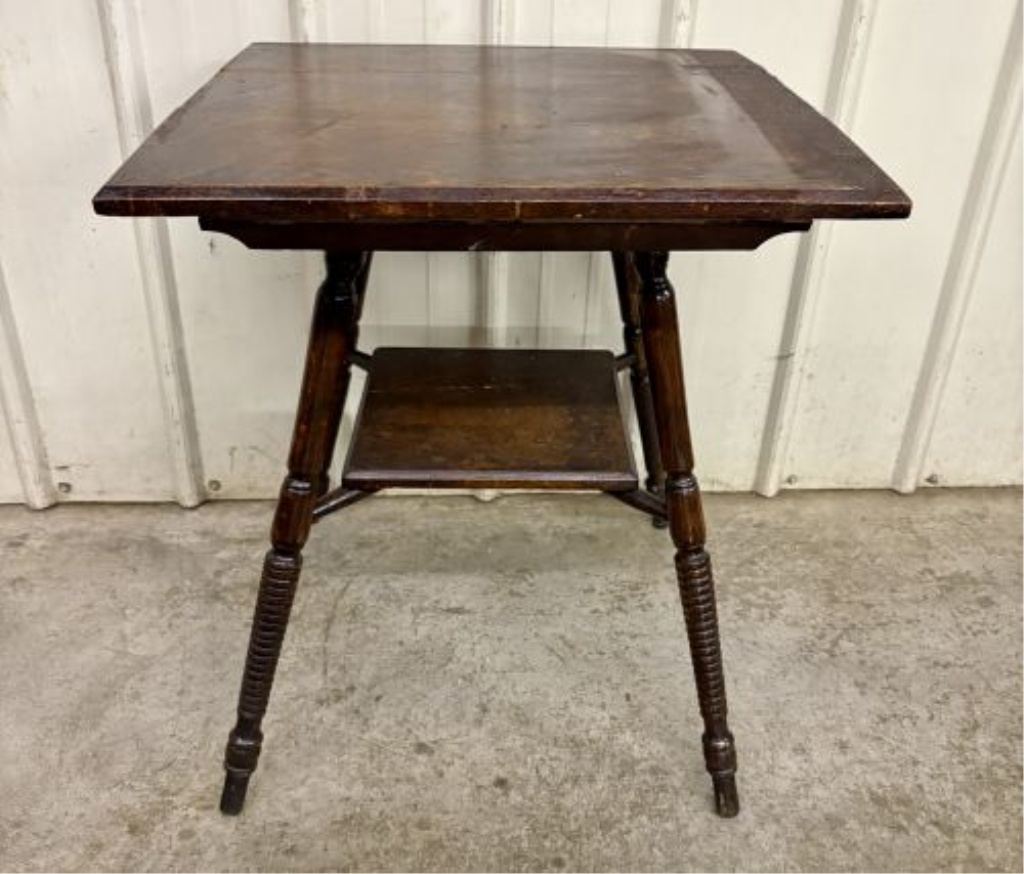 American Victorian Stained Oak Spool Turned Parlor Table