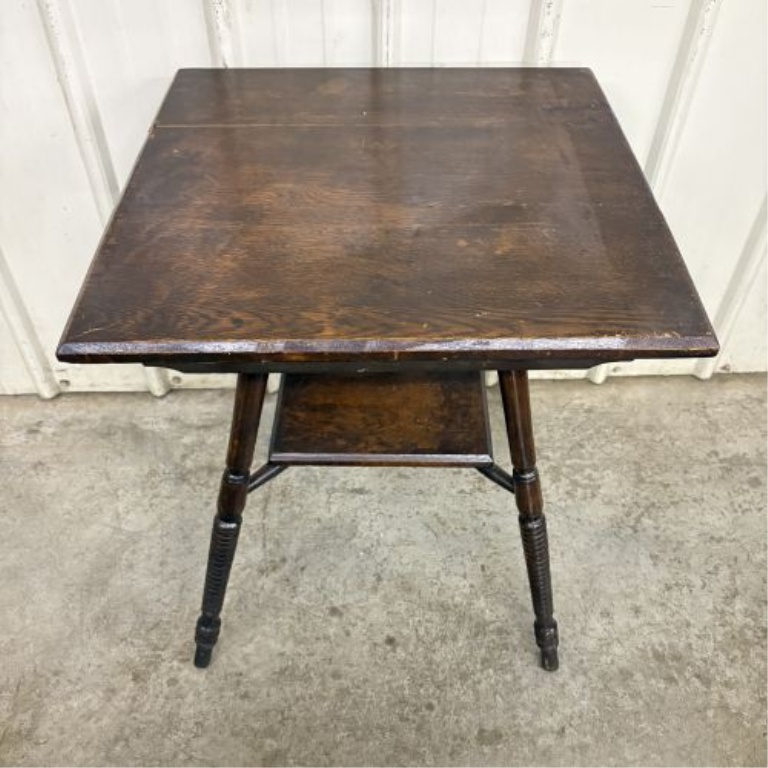 American Victorian Stained Oak Spool Turned Parlor Table