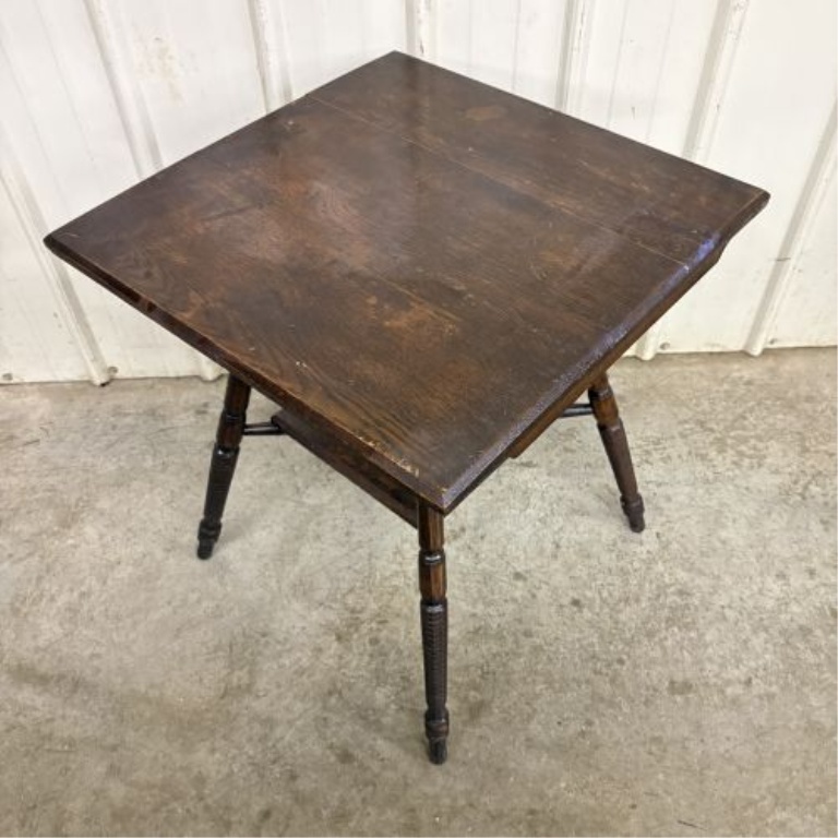 American Victorian Stained Oak Spool Turned Parlor Table