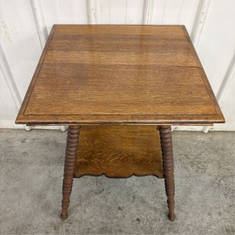 American Victorian Quartersawn Oak Square Parlor Table with Bobbin Legs