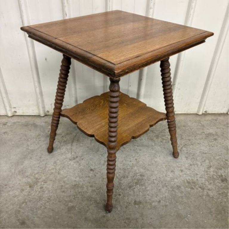 American Victorian Quartersawn Oak Square Parlor Table with Bobbin Legs