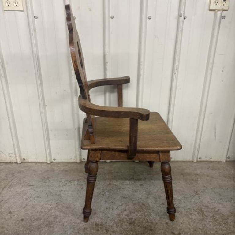 Quartersawn Oak Armchair in the Dutch Colonial Revival Style