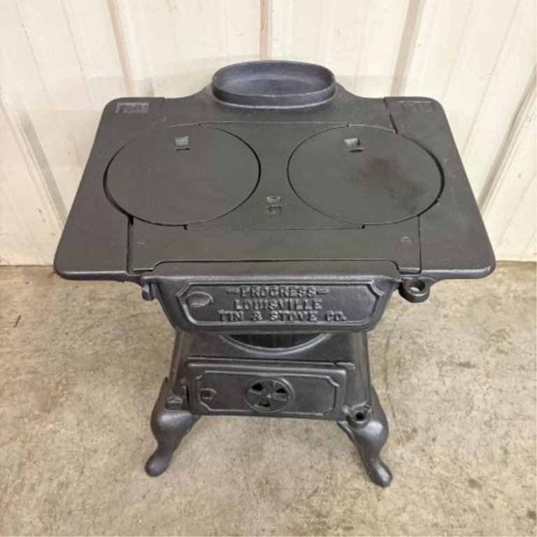 Louisville Tin and Stove Company Progress Cast Iron Two Burner Laundry Stove