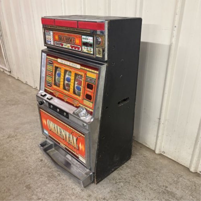 Universal Oriental Pachislo Skill-Stop Slot Machine