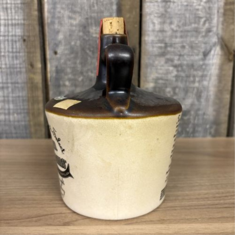 Evan Williams Master Distiller's Select Commemorative Earthstone Jug 1983