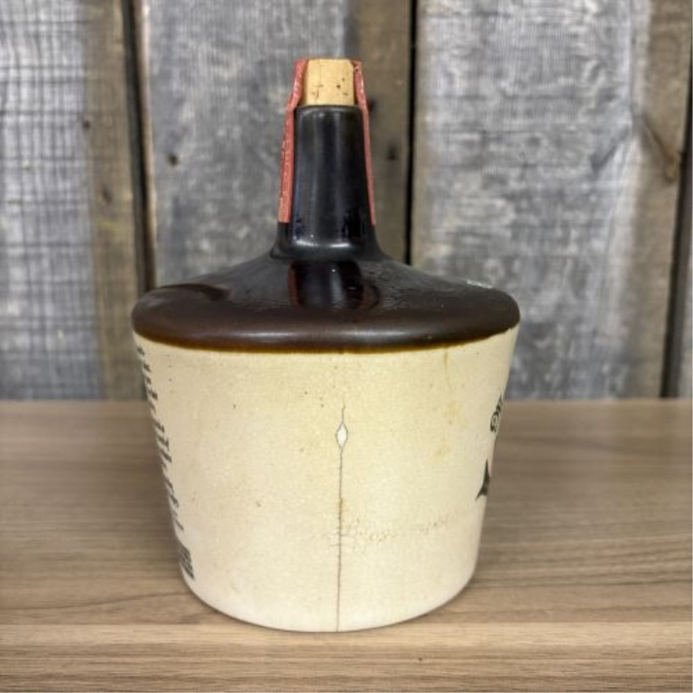 Evan Williams Master Distiller's Select Commemorative Earthstone Jug 1983