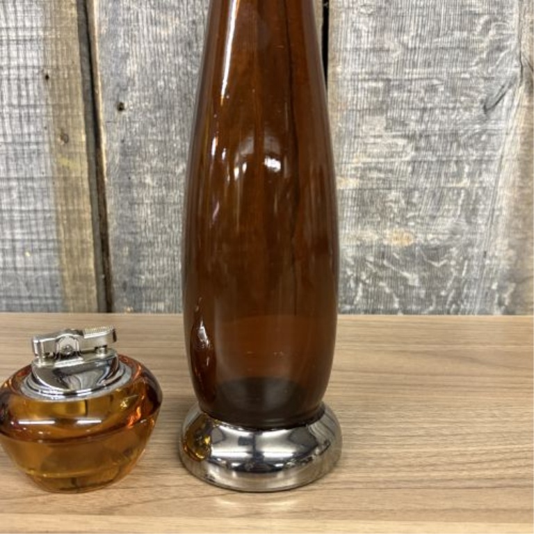 A Pair of Mid-Century Modern Amber Glass Table Lighters Including Viking Glass