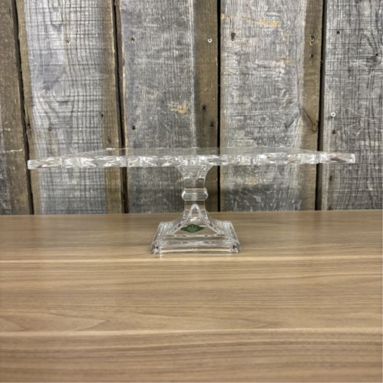 Shannon Crystal by Godinger Freedom Collection Square Pedestal Cake Stand