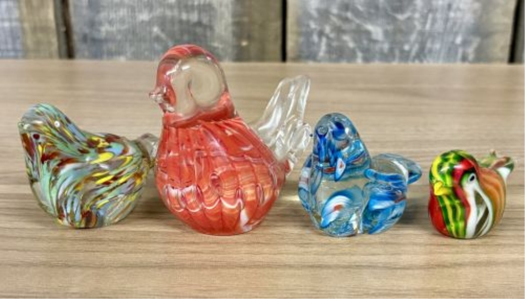 Four Hand-Blown Art Glass Bird Figurines Including Murano and Lefton Examples
