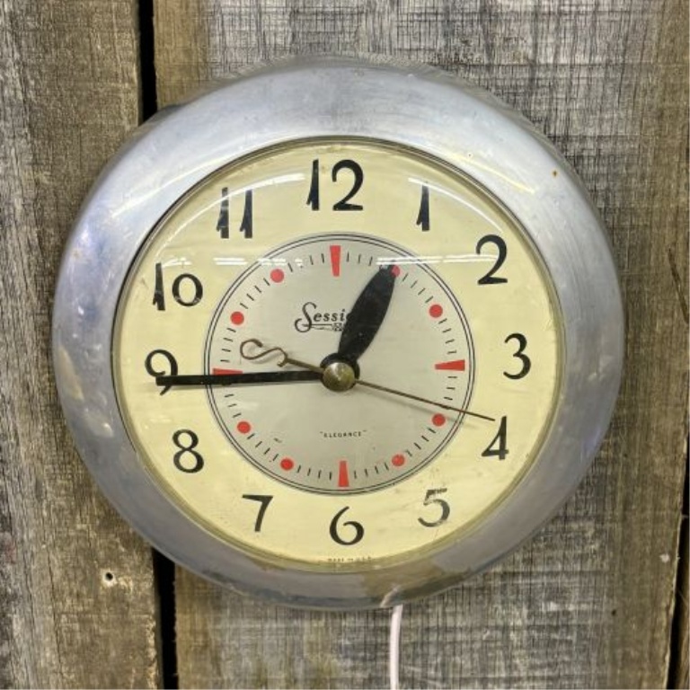 Sessions Clock Company Elegance Electric Wall Clock