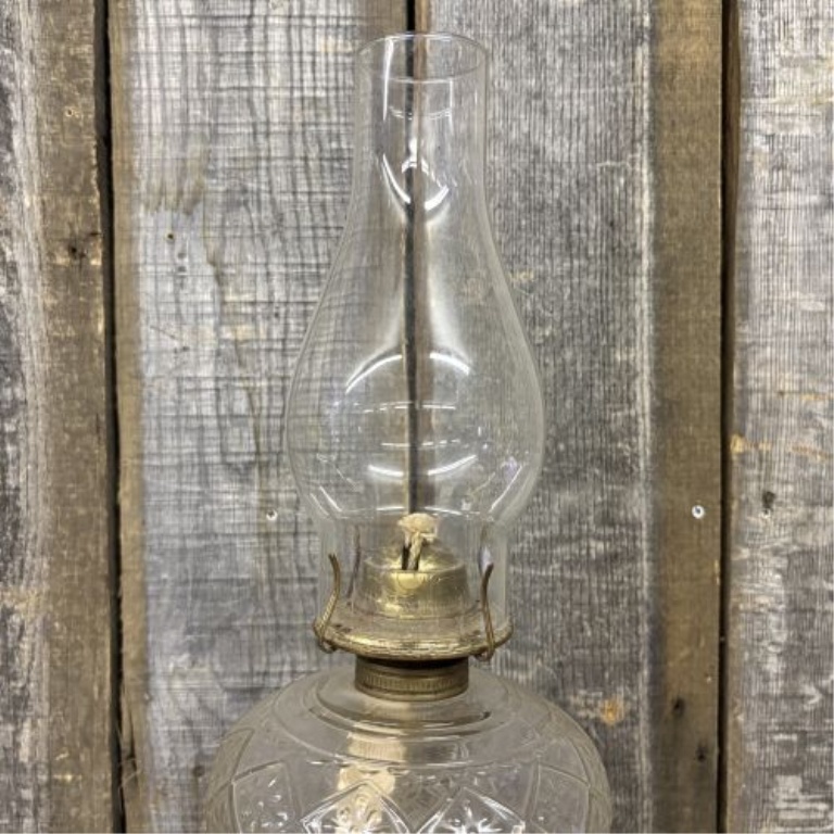 Plume and Atwood Victorian Hand Painted Ceramic and Glass Oil Lamp