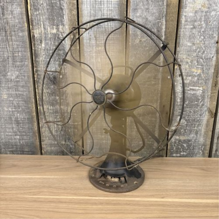 Antique Emerson Type 29646 16-Inch Brass Blade Electric Desk Fan