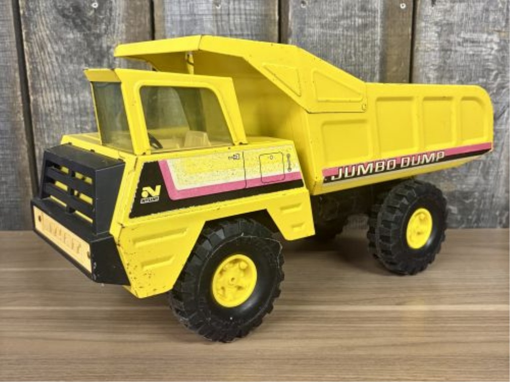 Nylint Jumbo Dump Truck