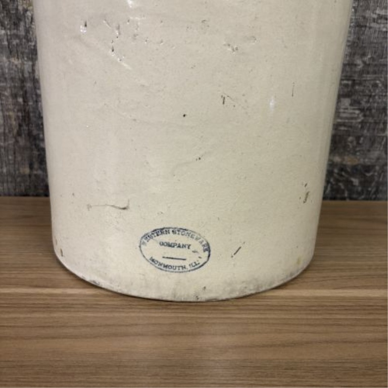Western Stoneware Company Five Gallon Two Tone Beehive Jug