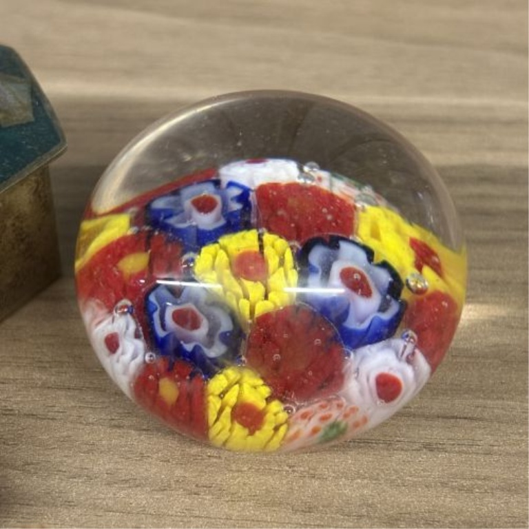 A Collection of Miniature Decorative Objects including Murano Style Millefiori Glass and Vintage Trinkets