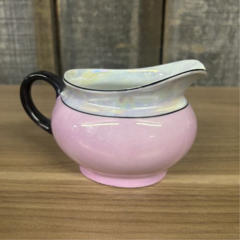 A Pair of Aich Czechoslovakia Art Deco Porcelain Lusterware Sugar Bowl and Creamer
