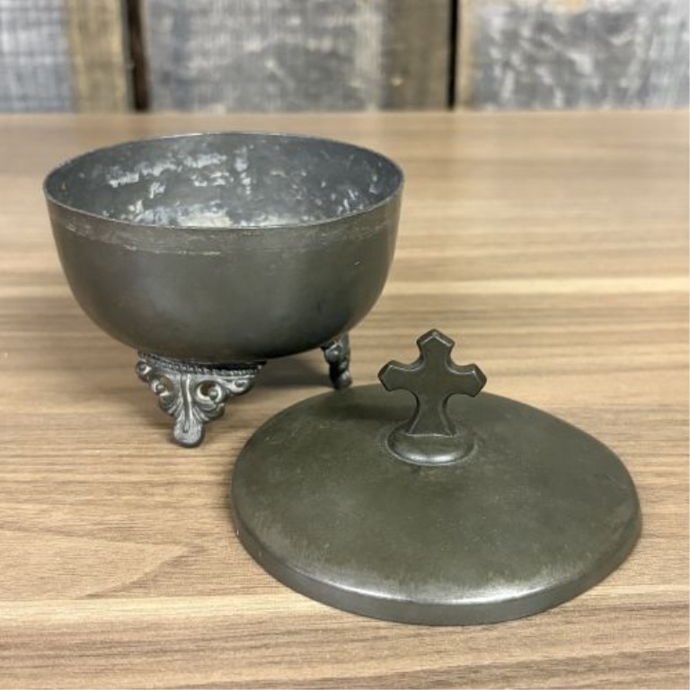 Four American and Contemporary Silver-Plated Tableware and Liturgical Vessels