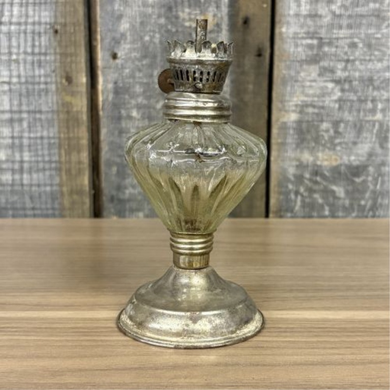 An Assortment of Vintage Miniature Glass Oil Lamps Including Lamplight Farms and Washington D.C. Souvenirs
