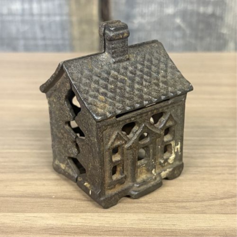 A Group of Vintage and Antique Novelty Items and Toys
