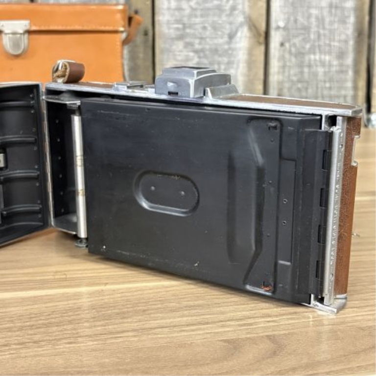 Polaroid Land Camera Model 95A with Original Leather Case