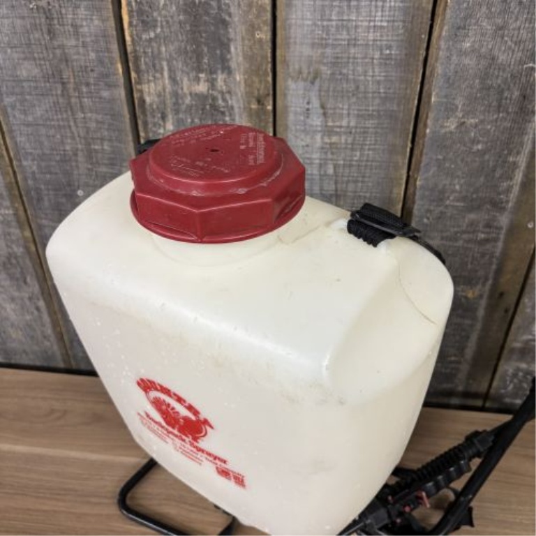Country Way 4 Gallon Manual Backpack Sprayer Model 60115