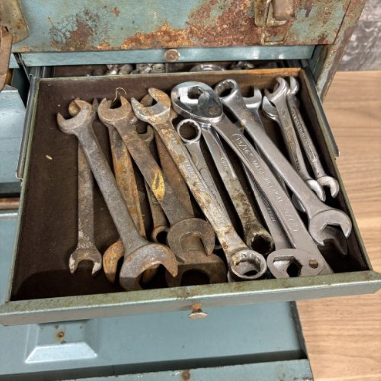 A Vintage Waterloo Model JL-70 Steel Machinist Tool Chest and Assorted Tools
