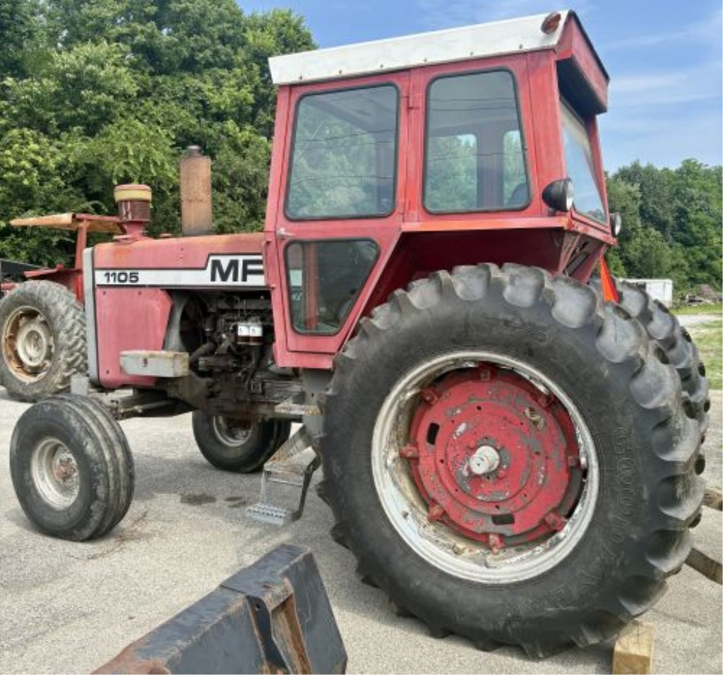 Massey Ferguson 1105 2WD Agricultural Tractor