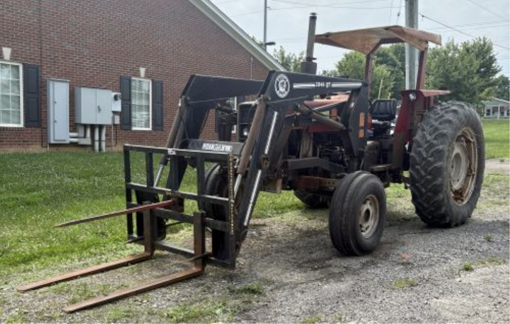 Massey Ferguson 285 2WD Tractor with Bush Hog 2846 QT Loader