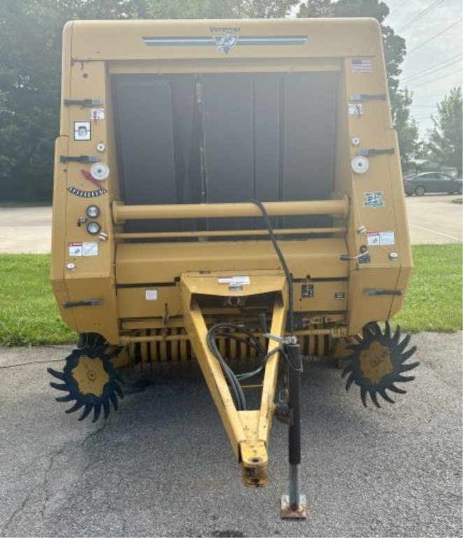 2027 Vermeer 605 Series K Round Baler w/ Monitor, no PTO Shaft