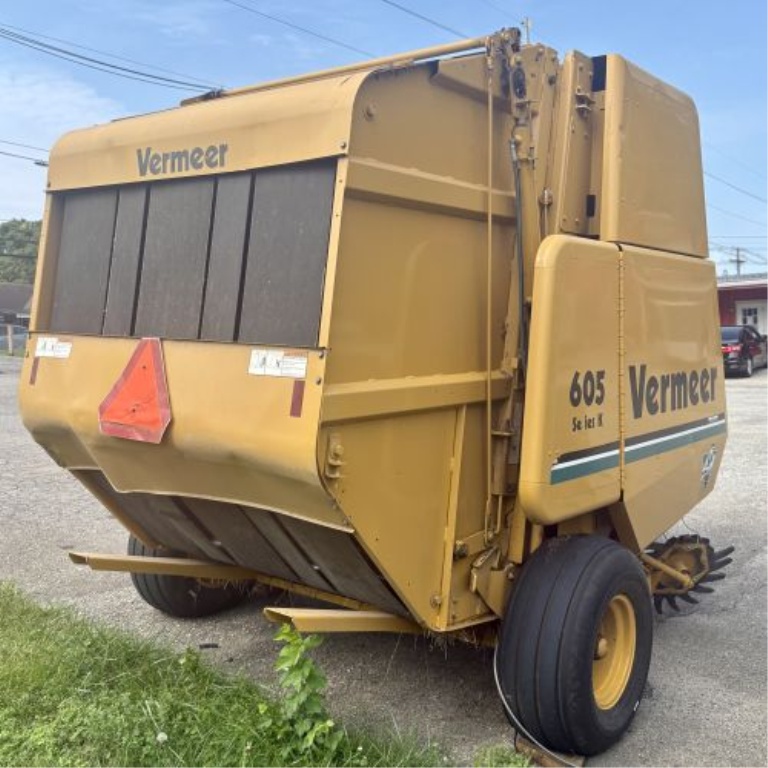 2027 Vermeer 605 Series K Round Baler w/ Monitor, no PTO Shaft