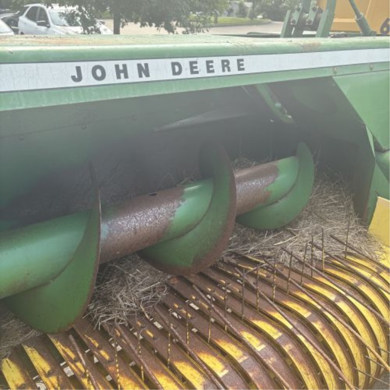 John Deere 336 Small Square Baler