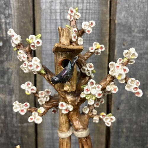 Goebel M.I. Hummel Century Collection Welcome Spring Porcelain Figurine Hum 635