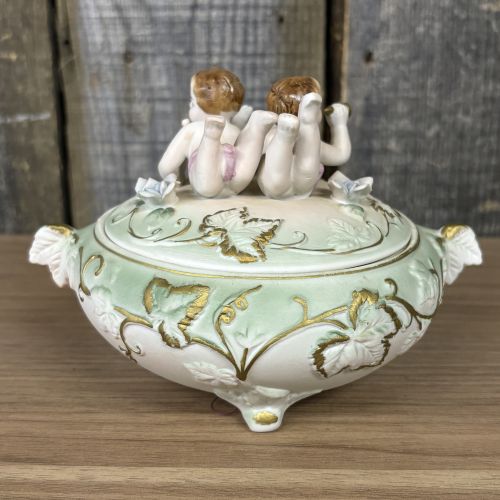 Norleans Japan Porcelain Cherub Figural Trinket Box