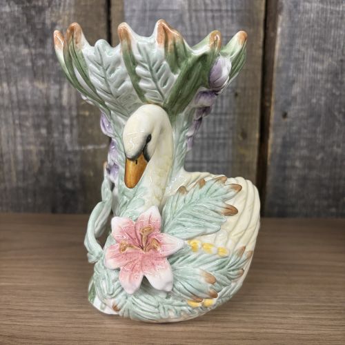 A Trio of Fitz and Floyd Tulip Swan Pattern Porcelain Decorative Items