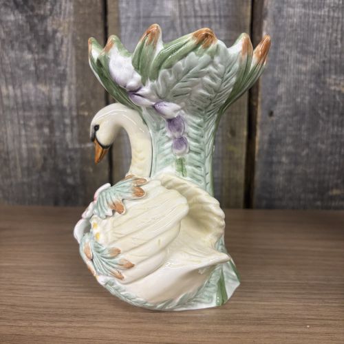 A Trio of Fitz and Floyd Tulip Swan Pattern Porcelain Decorative Items