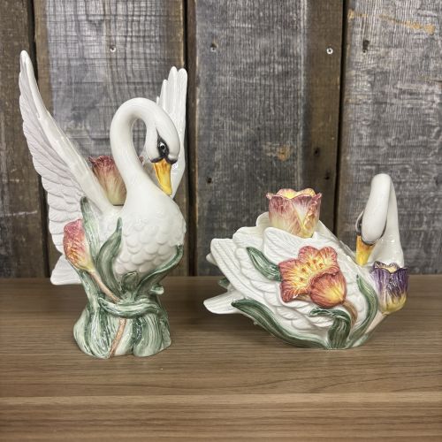 A Trio of Fitz and Floyd Tulip Swan Pattern Porcelain Decorative Items