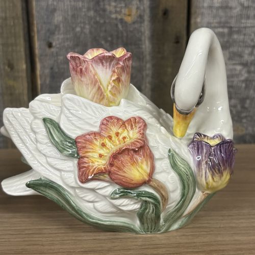 A Trio of Fitz and Floyd Tulip Swan Pattern Porcelain Decorative Items