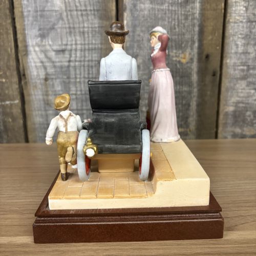 Norman Rockwell Limited Edition Bisque Porcelain Figurine The First Car In Town