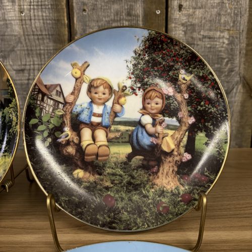 A Set of M.J. Hummel Danbury Mint Collector Plates
