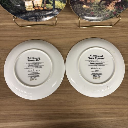 A Set of M.J. Hummel Danbury Mint Collector Plates