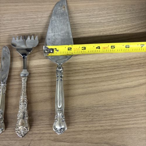 A Six-Piece Collection of Gorham Sterling Silver Handled Flatware in Strasbourg and Chantilly Patterns