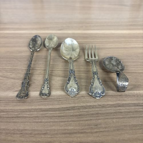 A Group of Gorham Strasbourg Sterling Silver Flatware Pieces
