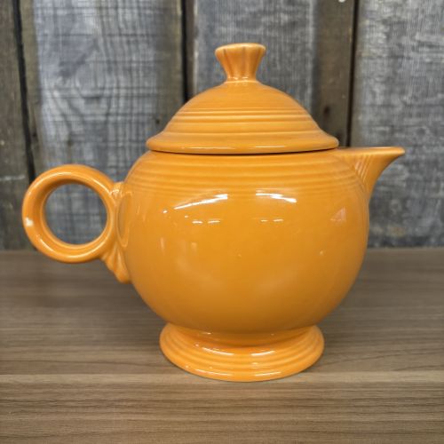 Fiesta Tangerine Teapot and Lid by Homer Laughlin