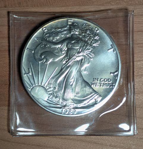 1989 United States Mint American Silver Eagle 1 Ounce Fine Silver Dollar