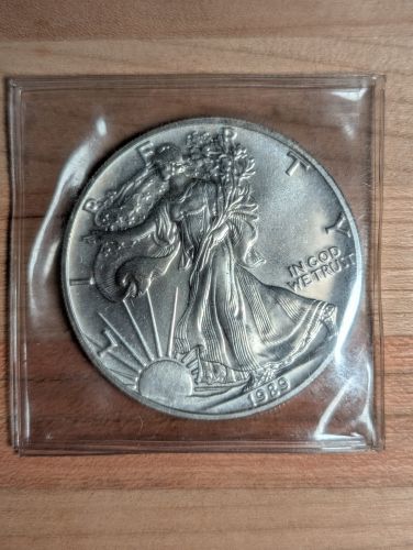 1989 American Silver Eagle 1 Ounce .999 Fine Silver Coin