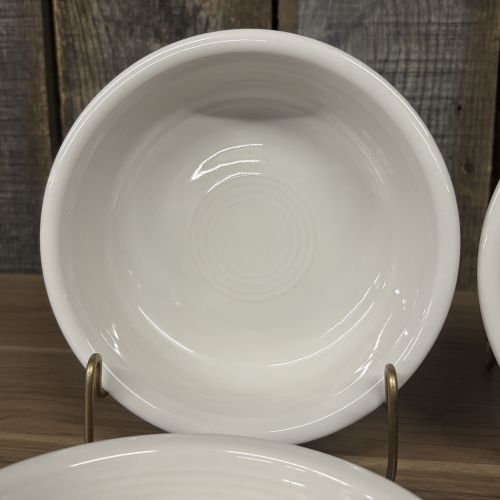 A Set of Four Fiesta White 19-Ounce Soup or Cereal Bowls