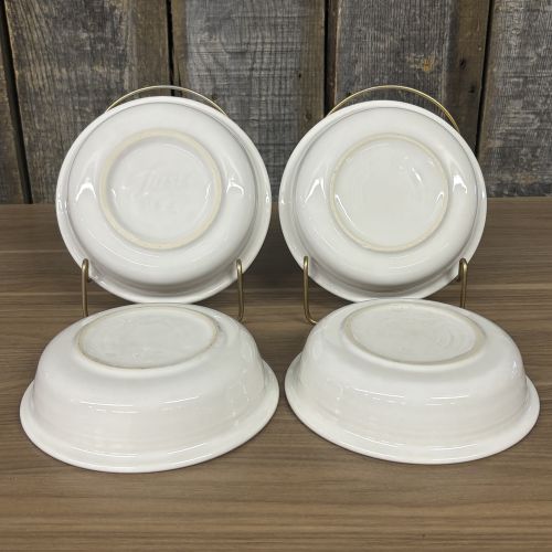 A Set of Four Fiesta White 19-Ounce Soup or Cereal Bowls