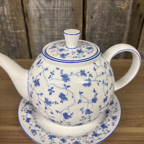 Arzberg Hutschenreuther Blue Flower Porcelain Tea Service