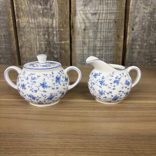 Arzberg Hutschenreuther Blue Flower Porcelain Tea Service