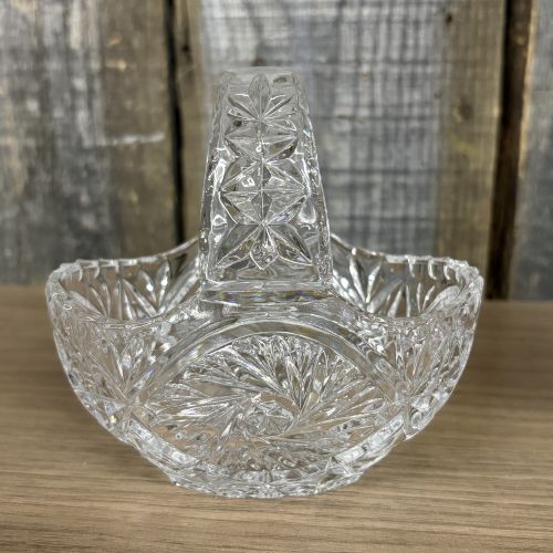 A Collection of Darlington Lead Crystal and Pinwheel Pattern Glassware
